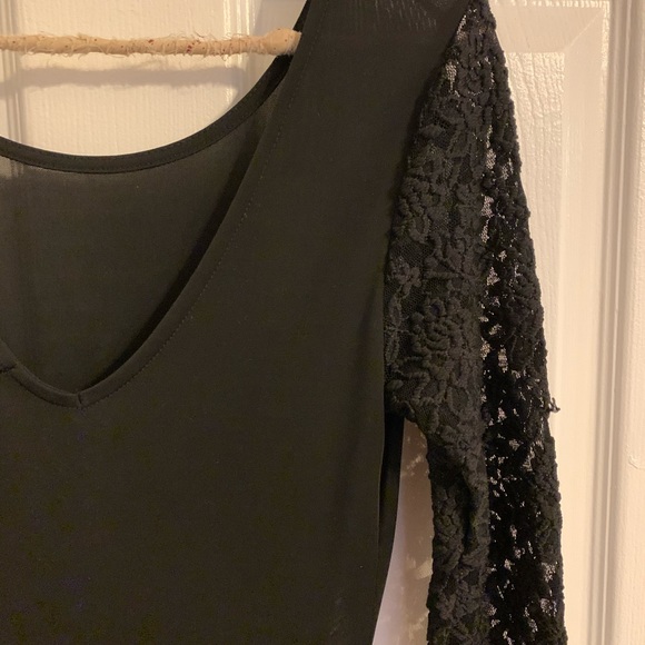 3/$20 High-to-low black dress - Picture 4 of 5